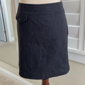 Banana Republic pinstriped wool skirt. Size 0